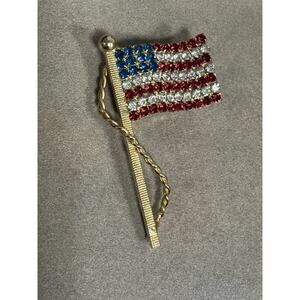 VTG American Flag Brooch Pin Red White Blue Rhinestone Twisted Rope Flagpole US